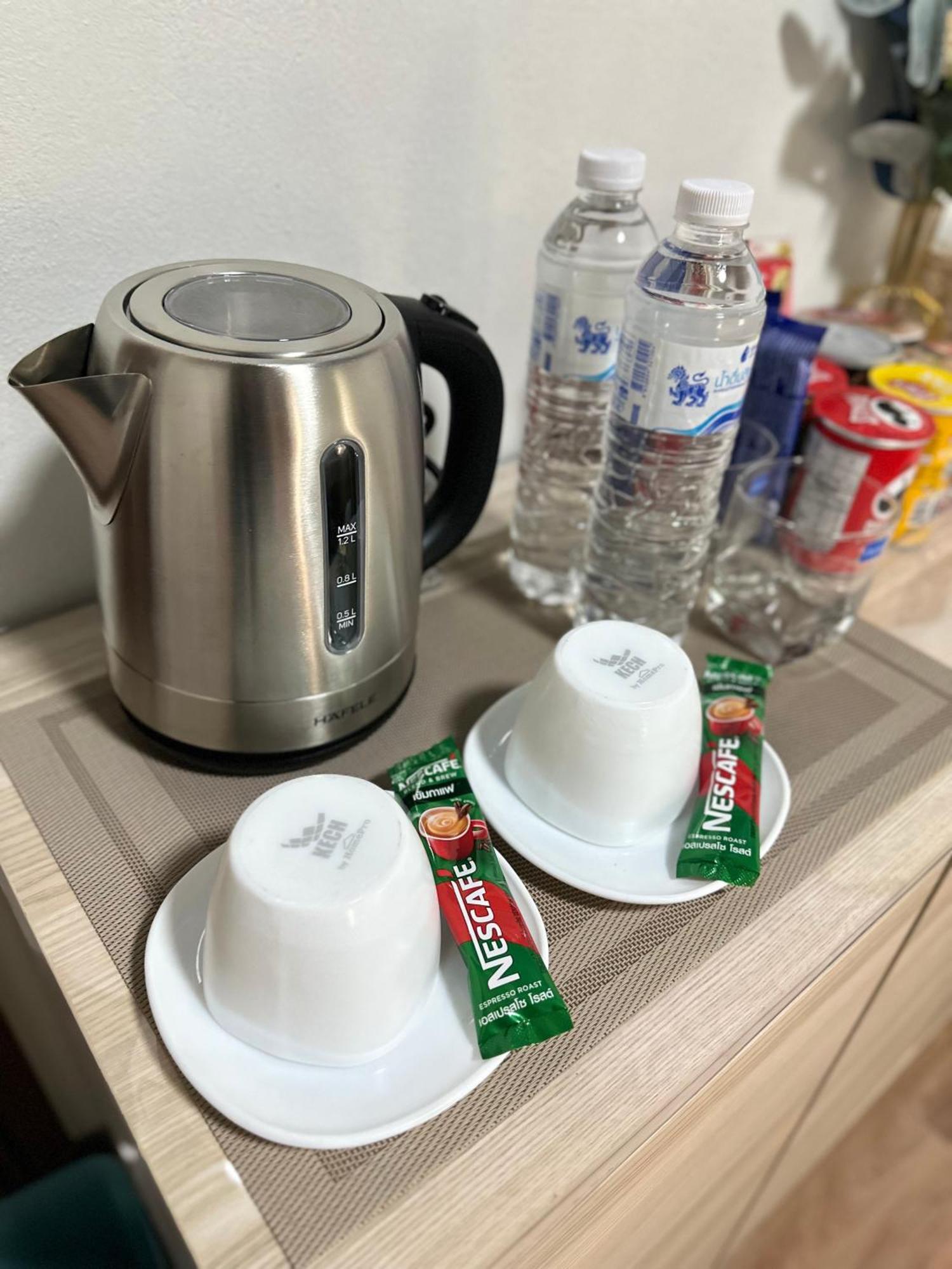 Service Apartment ห้อง102 ใจกลางเมืองใกล้แหล่งท่องเที่ยว Lampang Exteriör bild